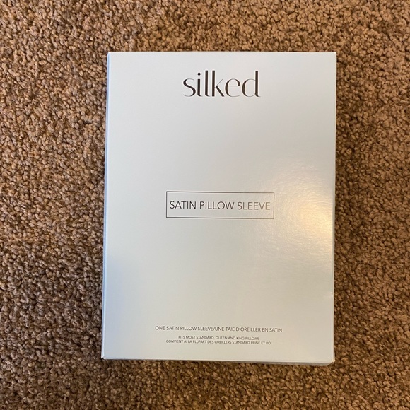 Silked Satin Pillow Case - Picture 2 of 12